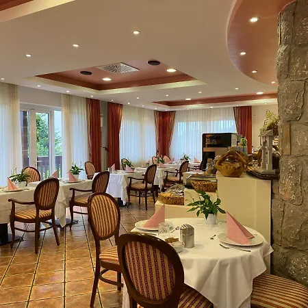 Hotel Grahor Depandance Sežana
