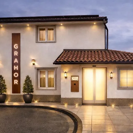 Grahor Depandance 3*