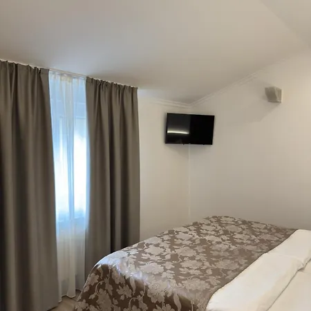 Grahor Depandance Sežana